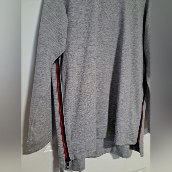 Stella & Dot Crewneck Sweater - Picture 2 of 3